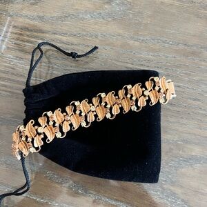 Elegant Gold Bracelet